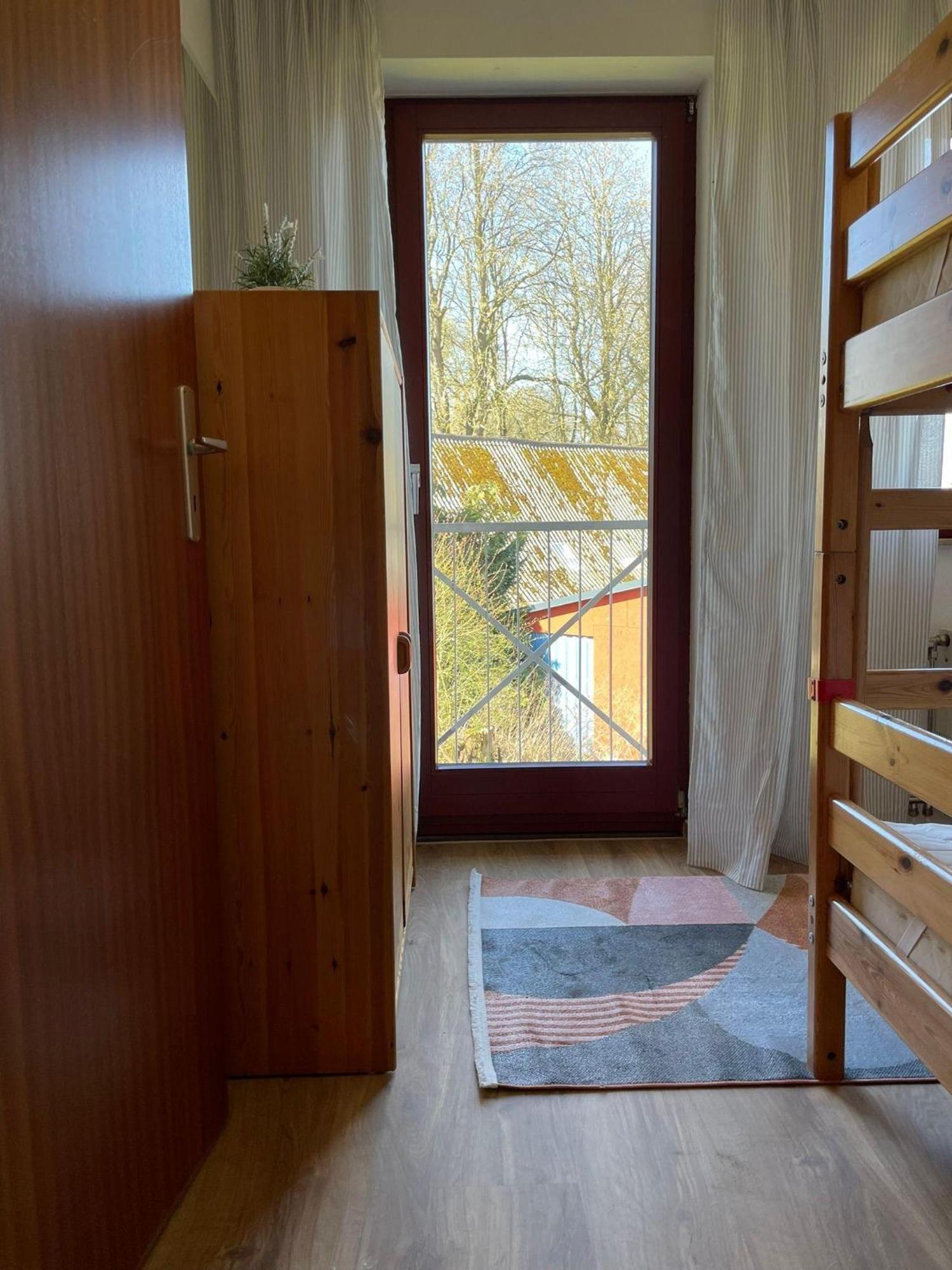 Ferienwohnung-Nils-Holgerson-Mit-Balkon-Zwischen-Strand-Wald-Wiese-Im-Suedosten-Der-Insel-Ruegen Gustow  Ngoại thất bức ảnh